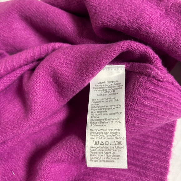 J. Crew Extra Soft Pink Long Sleeve Wool/Acrylic Sweater Size M NWT - Picture 7 of 7